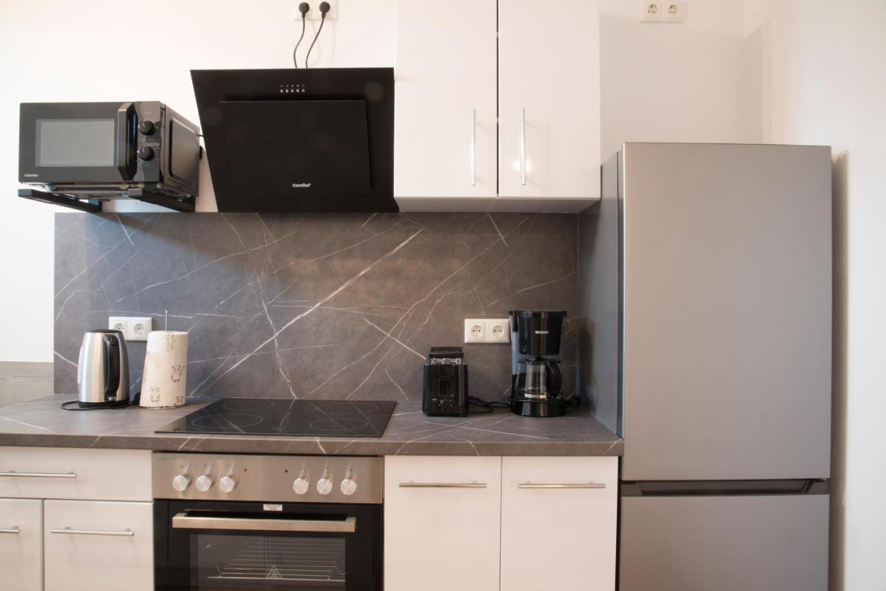 Schoene Ferienwohnung 78M2, 3 Schlafzimmer, 2 Baeder, Zentrumnah, 1Og Эрфурт Экстерьер фото