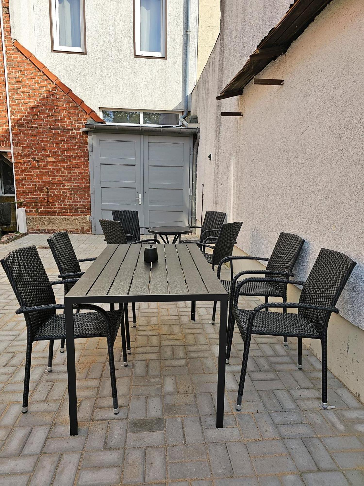 Schoene Ferienwohnung 78M2, 3 Schlafzimmer, 2 Baeder, Zentrumnah, 1Og Эрфурт Экстерьер фото